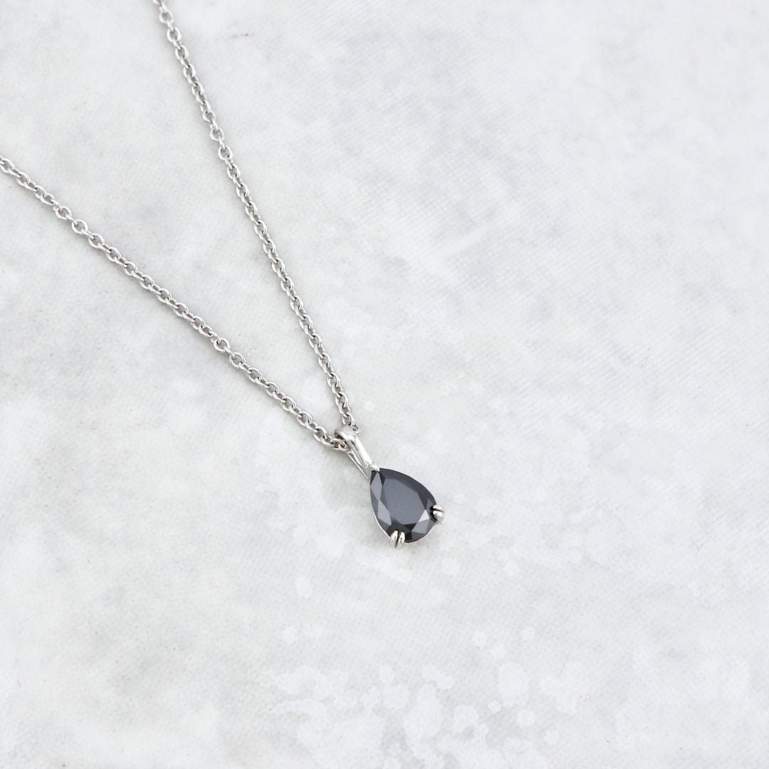 Collier Moissanite noire Mathieu Blanchard Collier Pendentif Moissanite noire en or ou platine | Mathieu Blanchard Mathieu Blanchard Joaillerie