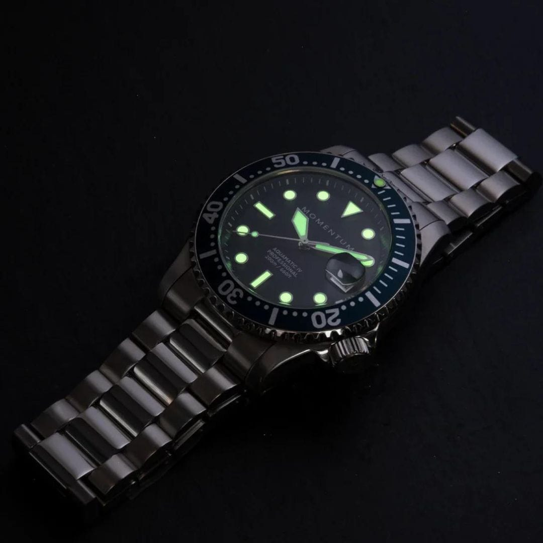 Momentum Montres Montre 44mm Aquamatic IV