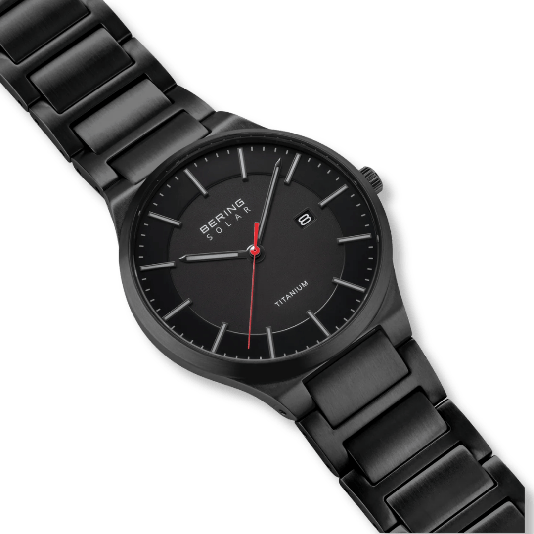 Montre à énergie solaire Bering 39mm 15239-722 Bering Montre Titane plaqué noir 15239-722 Montre Bering Solaire Argent 39mm 15239-779 | Mathieu Blanchard Mathieu Blanchard Joaillerie