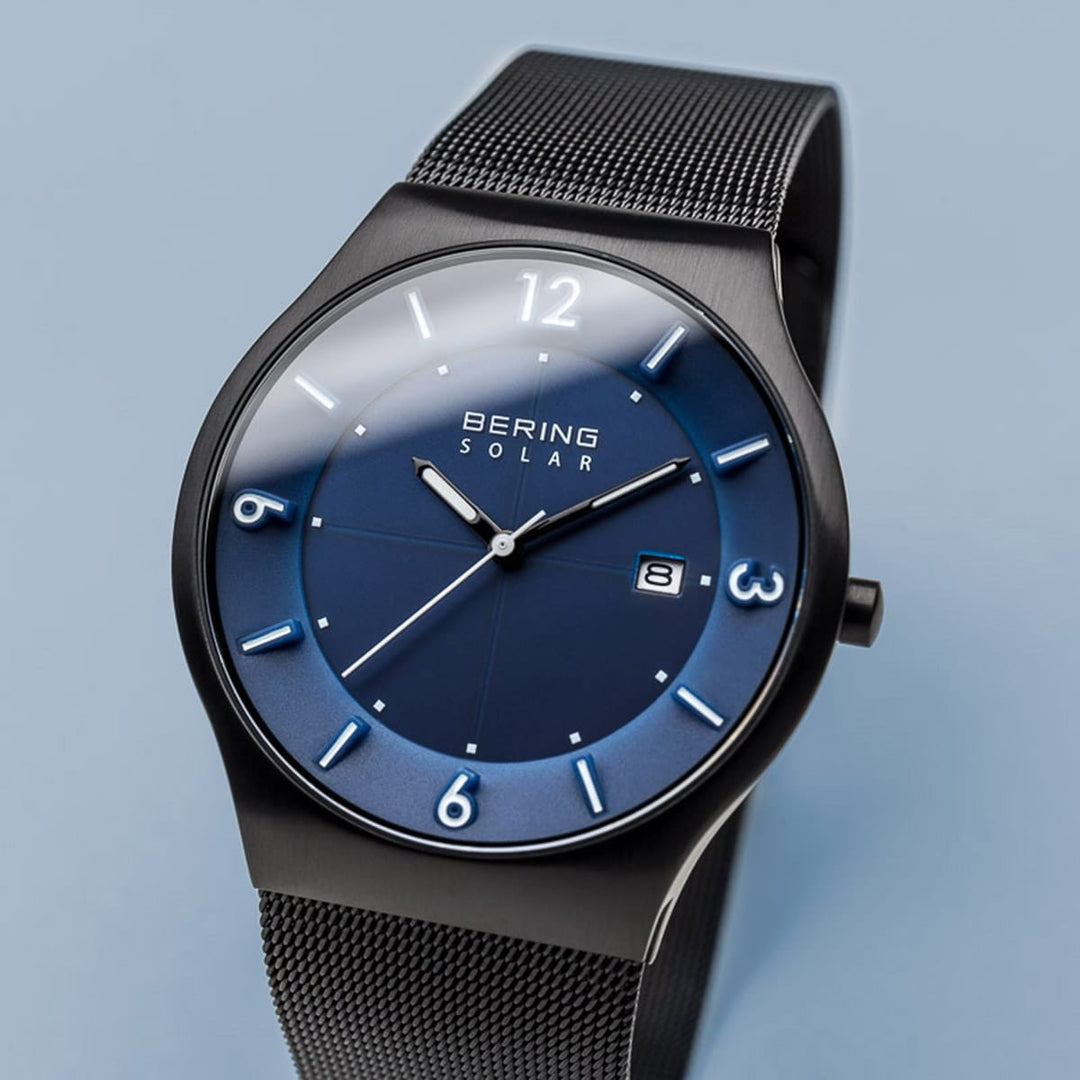 Montre à énergie solaire Bering 40mm 14440 227 Bering Montre Acier inoxydable plaqué noir 14440-227 Montre Bering Solaire noir brossé 40mm 14440-227 | Mathieu Blanchard Mathieu Blanchard Joaillerie