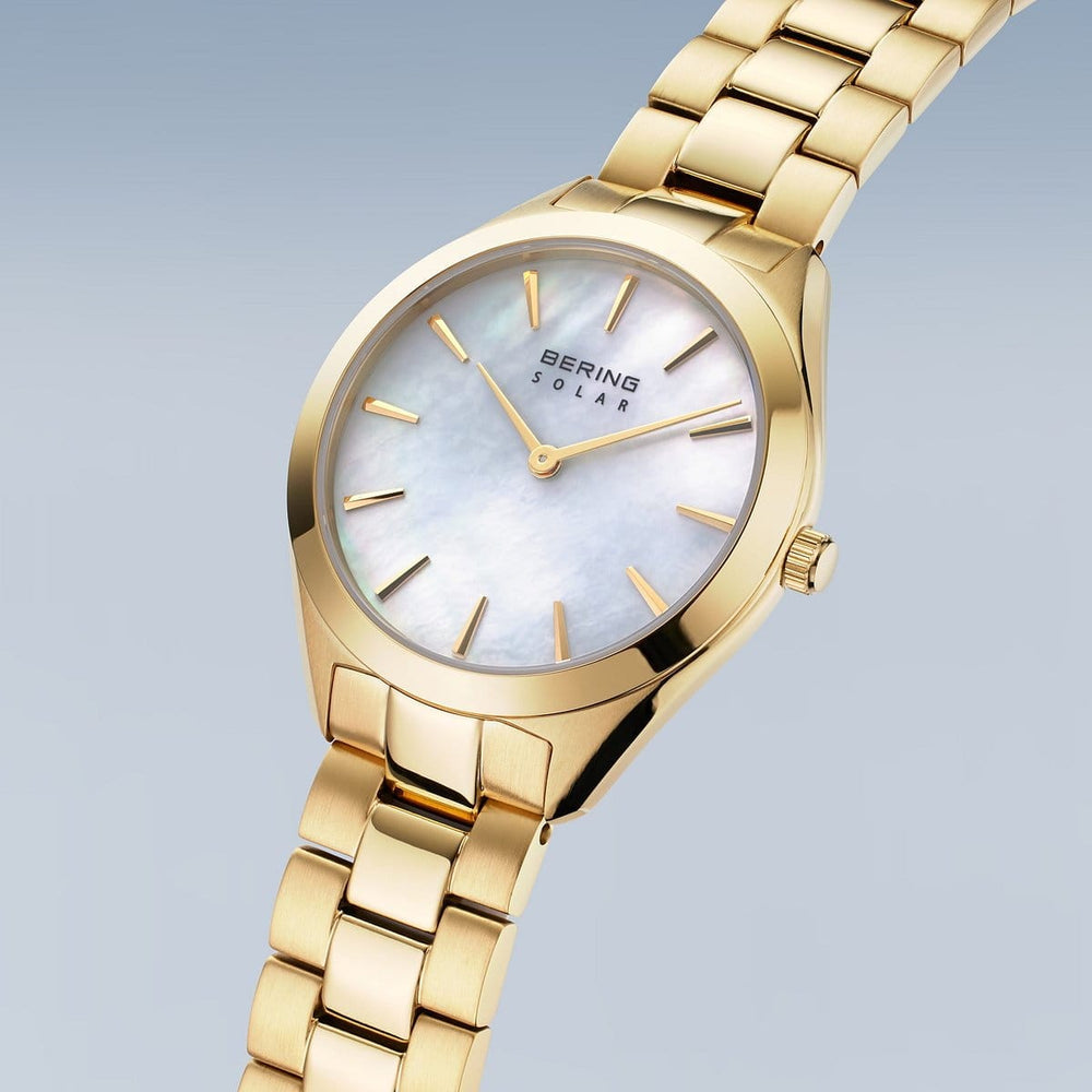 Montre à énergie solaire Bering Classic 31mm 17331 734 Bering Montre Acier inoxydable plaqué or jaune 17331-734 Montre Solaire Bering Classic Or 31mm 17331-734 - Mathieu Blanchard Mathieu Blanchard Joaillerie