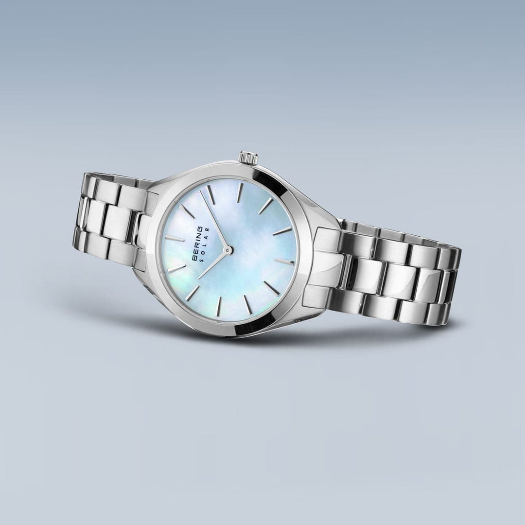Montre à énergie solaire Bering Classic Bleu 31mm 17331 707 Bering Montre Acier inoxydable 17331-707 Montre Solaire Bering Classic Bleu 31mm 17331-707 | Mathieu Blanchard Mathieu Blanchard Joaillerie