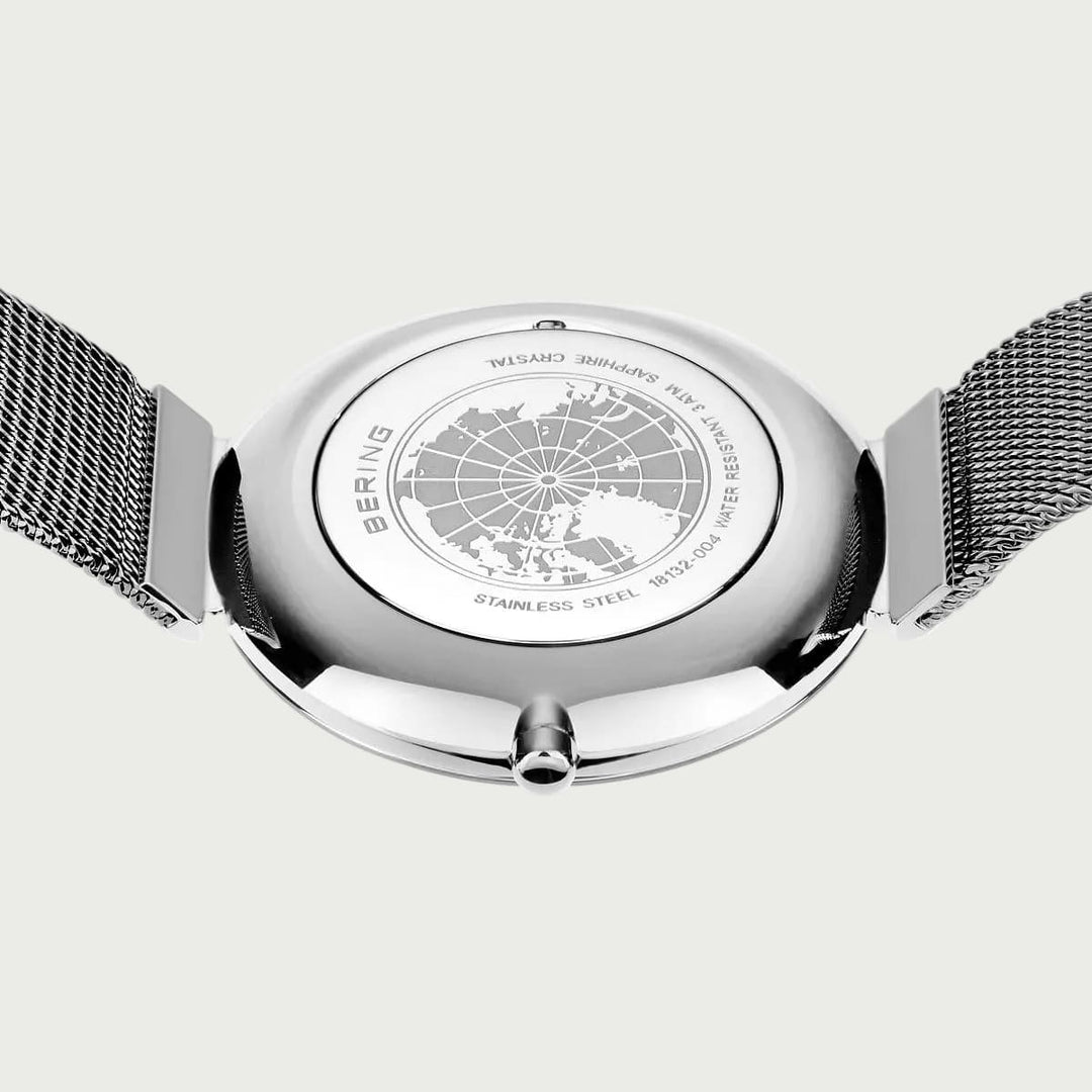 Montre Bering Classic 32mm 18132 004 Bering Montre Acier inoxydable 18132-004 Montre Bering Classic Argent 32mm 18132-004 - Mathieu Blanchard - Dépositaire officiel Bering Canada Mathieu Blanchard Joaillerie