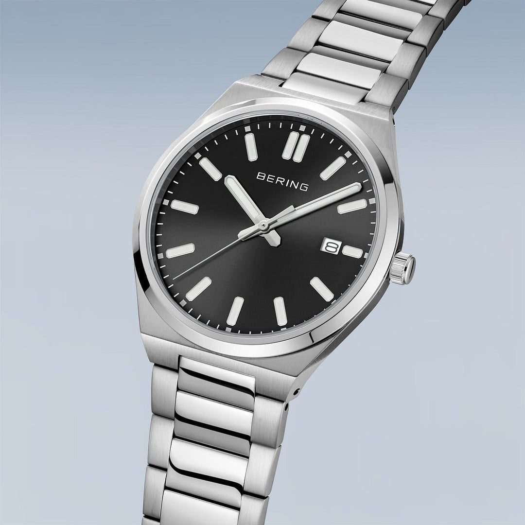 Montre Bering Classic 39mm 17639 702 Bering Montre Acier inoxydable 17639-702 Montre Bering Classic Argent 39mm 17639-702 - Mathieu Blanchard Mathieu Blanchard Joaillerie
