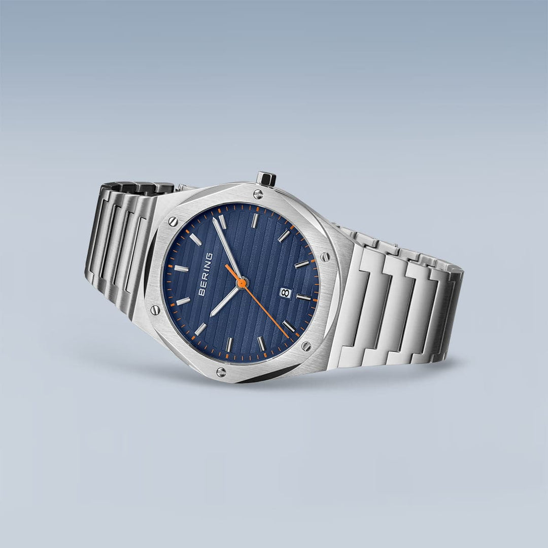Montre Bering Classic Bleu 42mm 19742 707 Bering Montre Acier inoxydable 19742-707 Montre Bering Classique Bleu 42mm 19742-707 | Dépositaire officiel Bering Canada Mathieu Blanchard Joaillerie