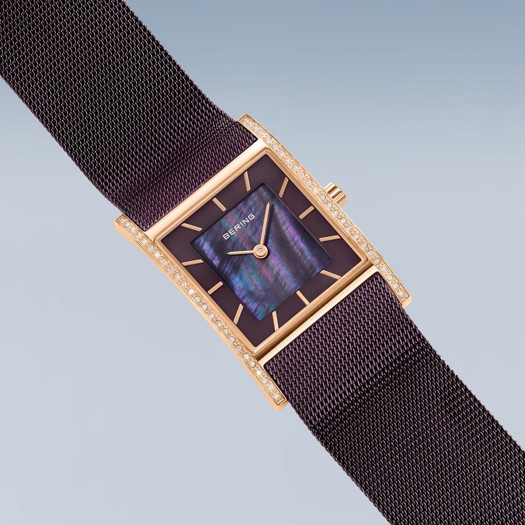 Montre Bering Classic Rectangulaire 26mm 10426 262 S Bering Montre Acier inoxydable plaqué or rose 10426-262-S Montre Bering Classic Rectangulaire 26mm 10426-262-S | Dépositaire officiel Bering Canada Mathieu Blanchard Joaillerie
