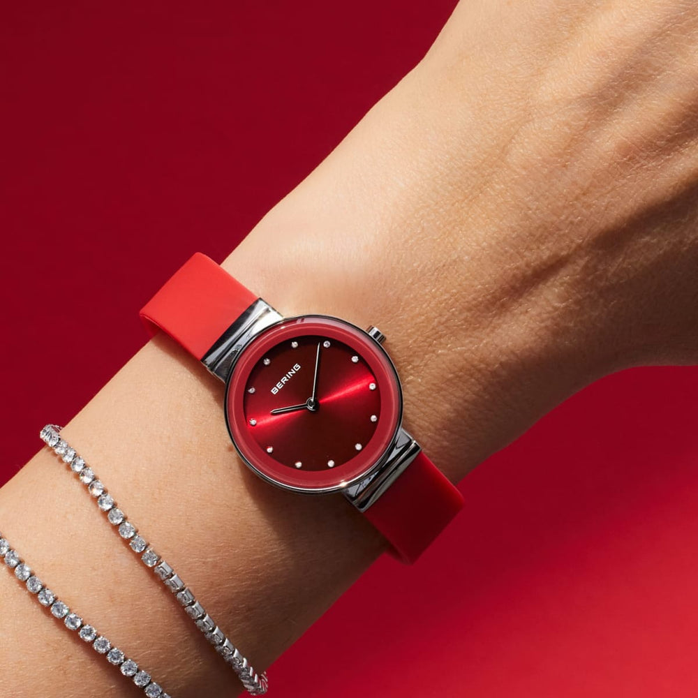 Bering Montre Montre Bering Classic Rouge 29mm 10129-503