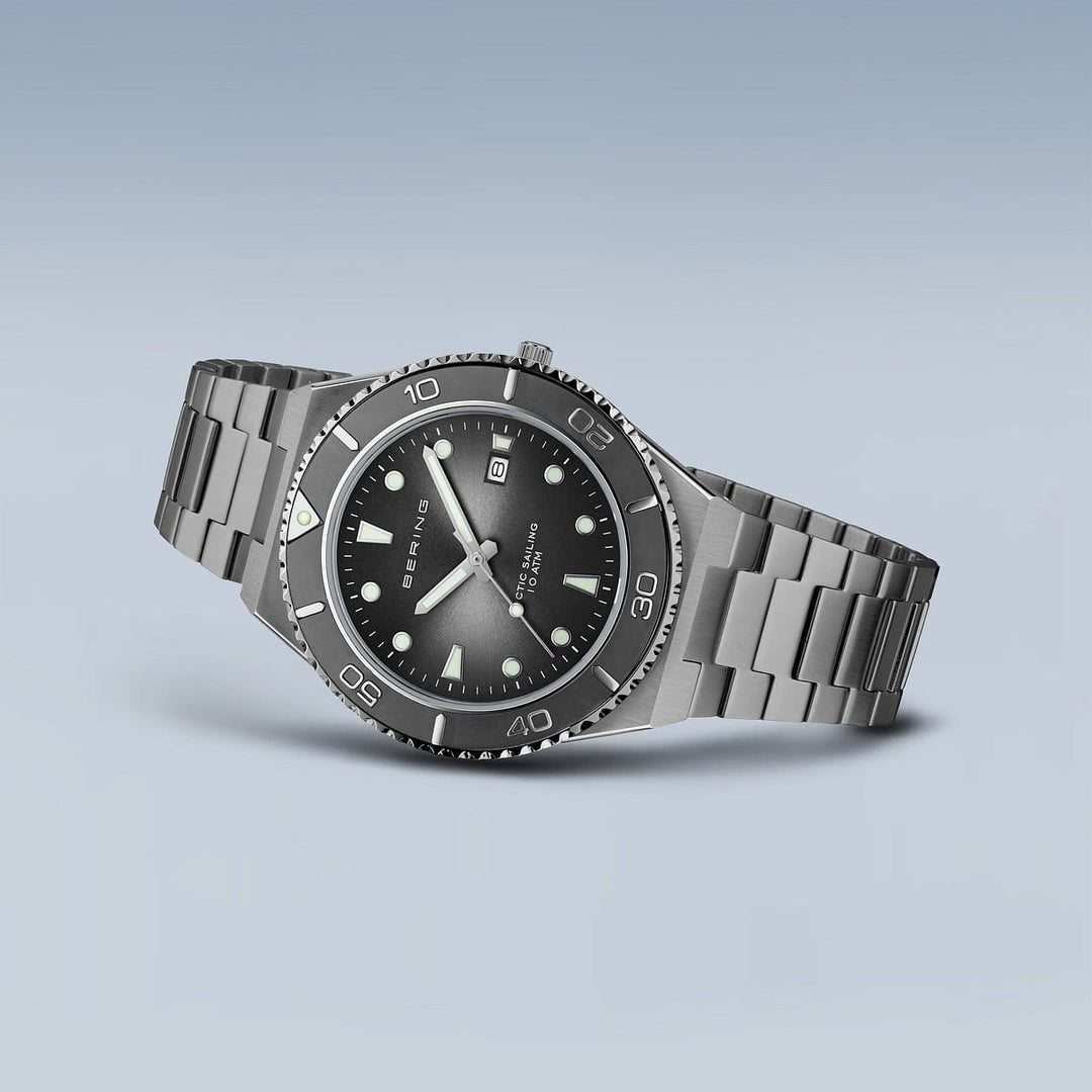 Bering Montre Montre Bering Titanium Gris 40mm 18940-777