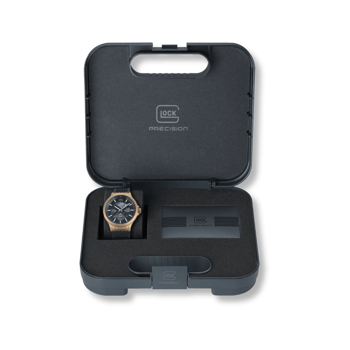 Montre GLOCK Automatique 44mm - Coyote GW-14-2-24 GLOCK Montres Acier inoxydable plaqué or jaune GW-14-2-24 Montre GLOCK Automatique 44mm GW-14-2-24 | Mathieu Blanchard Mathieu Blanchard Joaillerie
