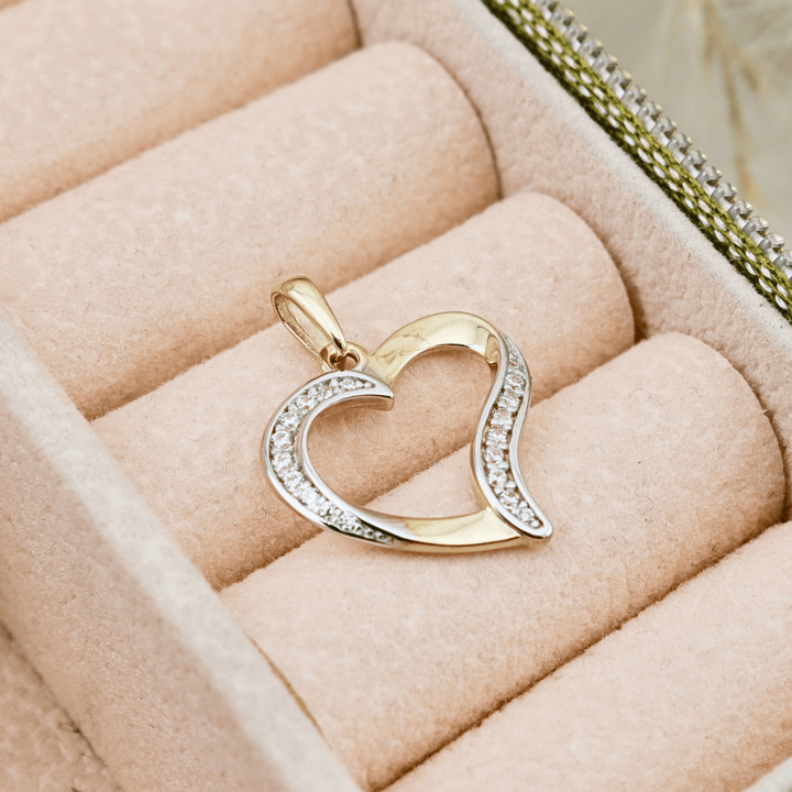 Pendentif Cœur Courbé en or jaune 10K - Colliers Or jaune 10K 1439 Pendentif Coeur en or solide 10K | Mathieu Blanchard Joaillerie Mathieu Blanchard Joaillerie
