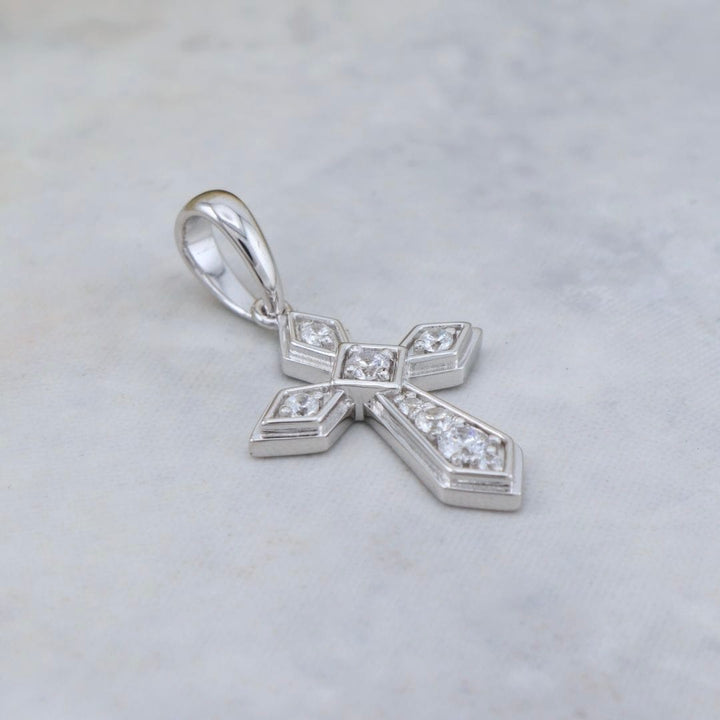 Pendentif Croix Mathieu Blanchard Pendentif Croix en argent sterling et moissanites | Mathieu Blanchard Mathieu Blanchard Joaillerie