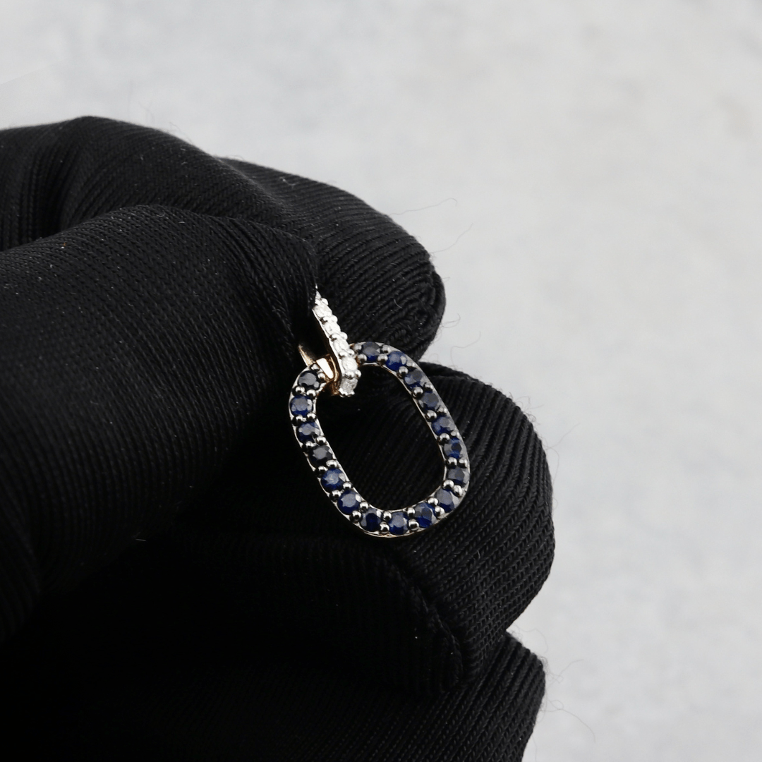 Pendentif, diamants et saphirs en or jaune 14K - Pendentifs Or jaune 14K PPE15673S Pendentif en or 14K, diamants et saphirs 0.35 CT | Mathieu Blanchard Mathieu Blanchard Joaillerie