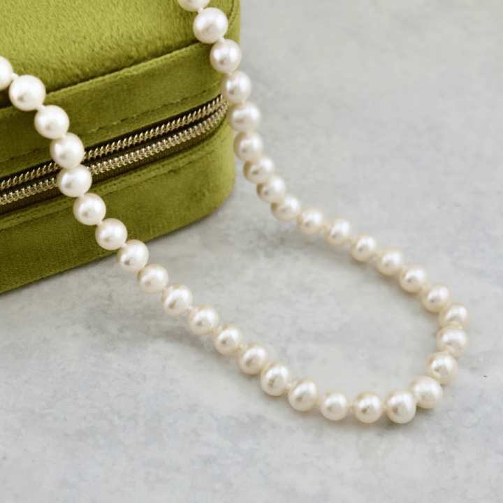 Perles 5.5 mm et or jaune 14K Mathieu Blanchard Joaillerie Collier ou bracelet Perles d&