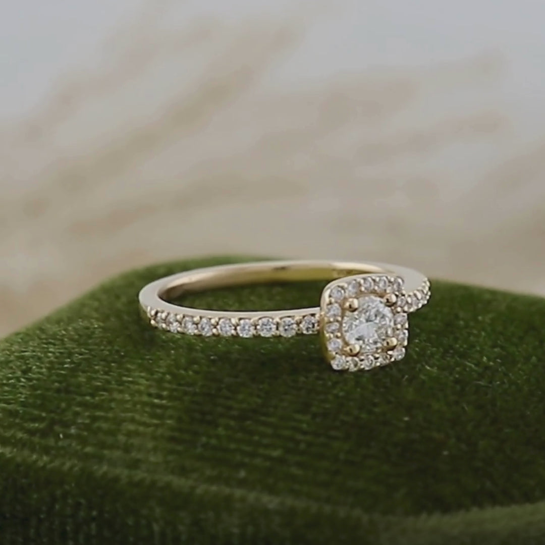 Bague solitaire Halo diamants 0.45 ctw