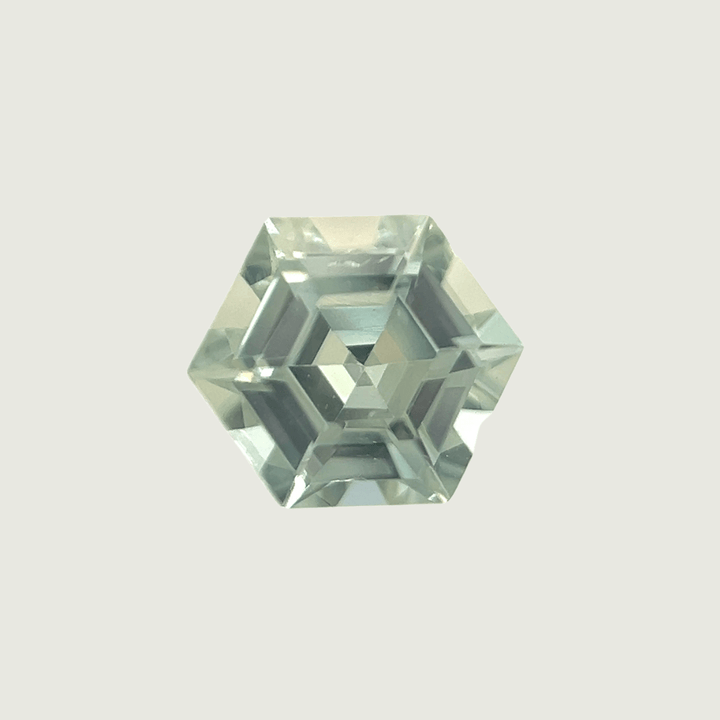 Saphir Naturel Dry Cottonwood Creek Montana Vert Taille Hexagone Mathieu Blanchard A0004502 Saphir Naturel Dry Cottonwood Creek Montana Vert Taille Hexagone Mathieu Blanchard Joaillerie
